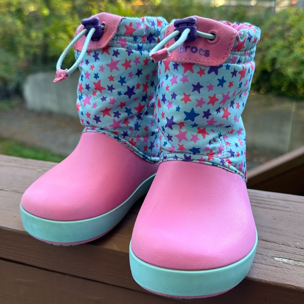 Toddler Girls Crocs Winter Boots - Size 10